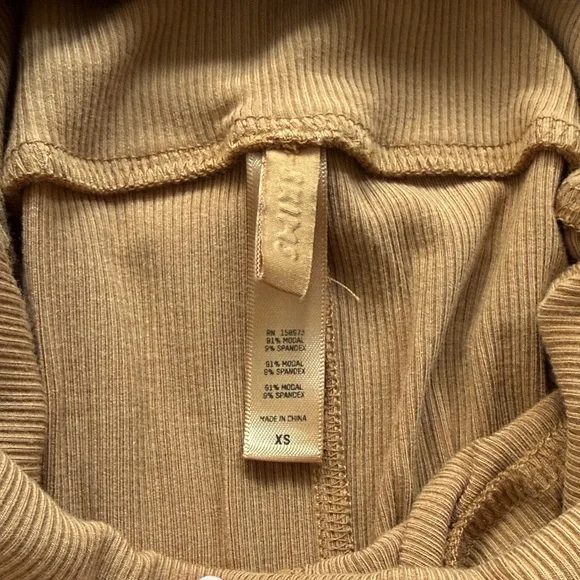 SKIMS Soft Lounge Rib Tank & Foldover Flare Pants Set Camel Tan XS/S - Picture 4 of 6